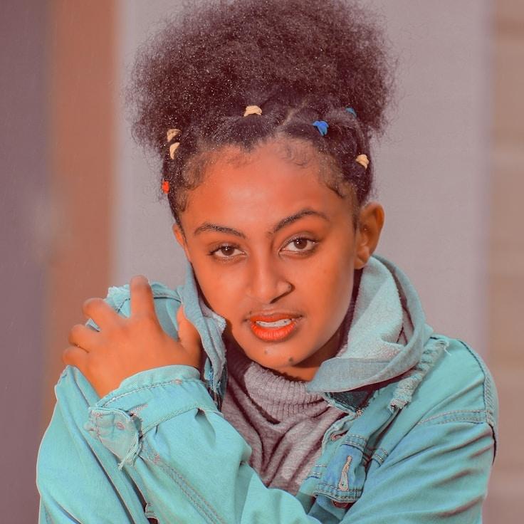 Portrait of Alex Carter, community mentor and Italian cuisine specialist